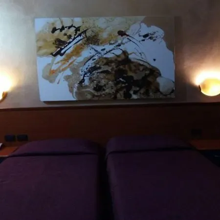 מלון Ahr Antille 3*