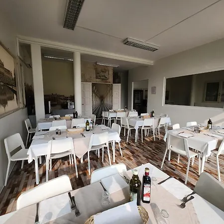 The Click - Art & Colors Hotel Cazzago (Pianiga)