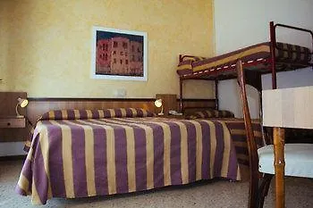 The Click - Art & Colors Hotel 3*